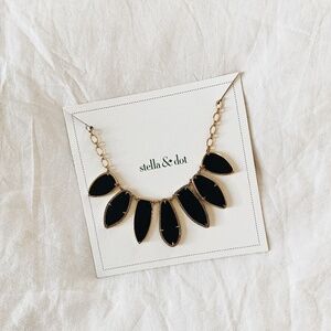 Stella & Dot Allegra Statement Necklace